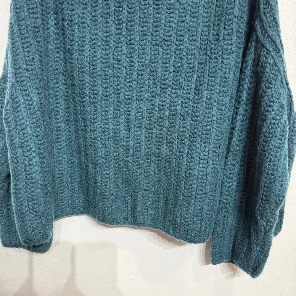 Free People Green Chunky Knit Turtleneck Oversized Sweater Sz XS